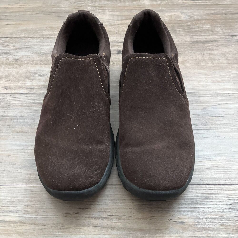 Vintage Croft and Barrow Suede Leather Slip Ons Brown Comfortable Michelle 8M